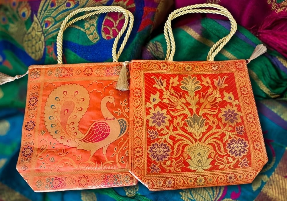 Banaras Hand Bag - Image 3